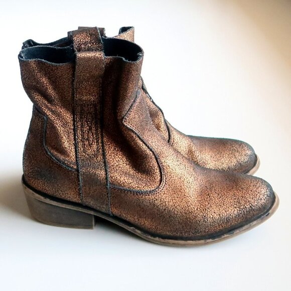 Charles David Bronze Leather Low Block Heel Ankle Boots / Booties Size 7 - Picture 1 of 15